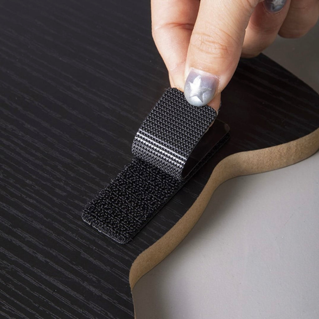 Cat-Shaped Scratching Board