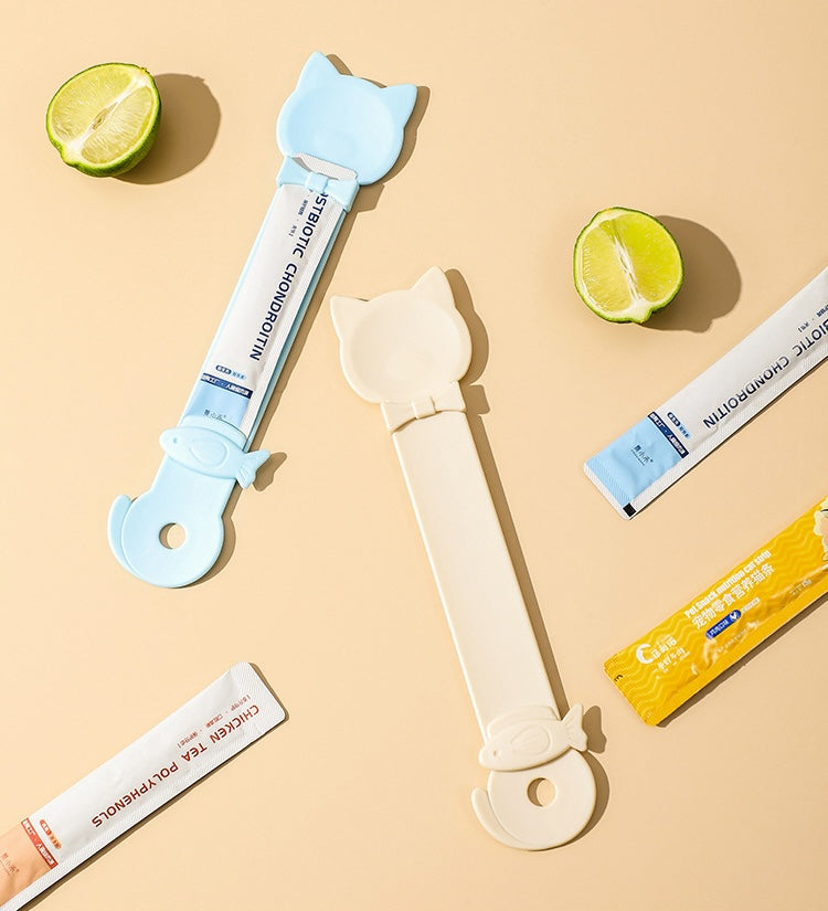 Cat Treat Spoon & Squeeze Feeder